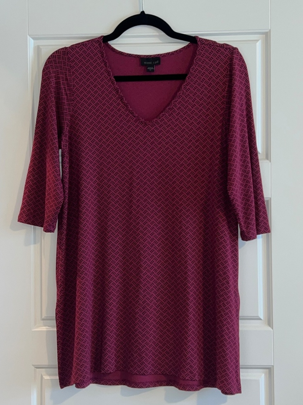 J. Jill Burgundy Fuchsia Hash Mark Print Stretch V-Neck Tunic Top Size XS